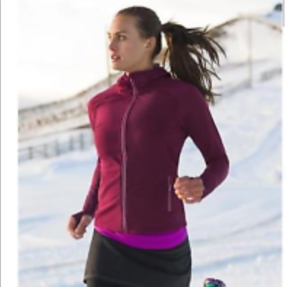Athleta Half Mile Hoody in Burgundy - Picture 2 of 7